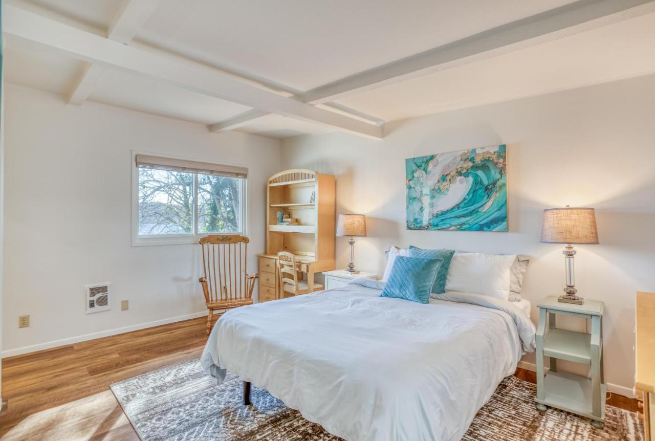 Regatta Park Lake House Lincoln City Exterior foto